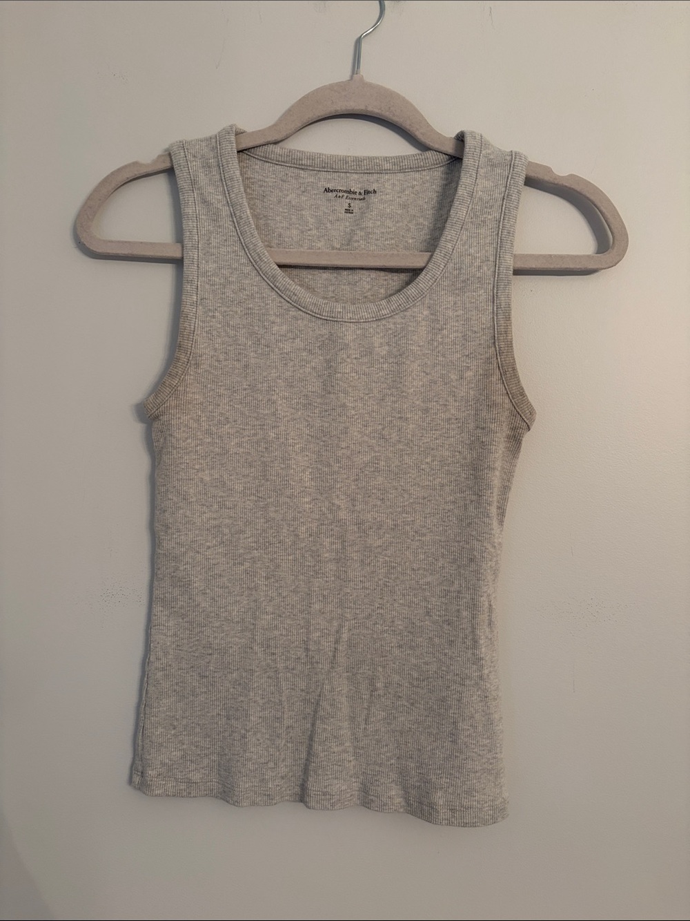 Abercrombie & Fitch Heather Grey Scoopnecl Tank Size Small